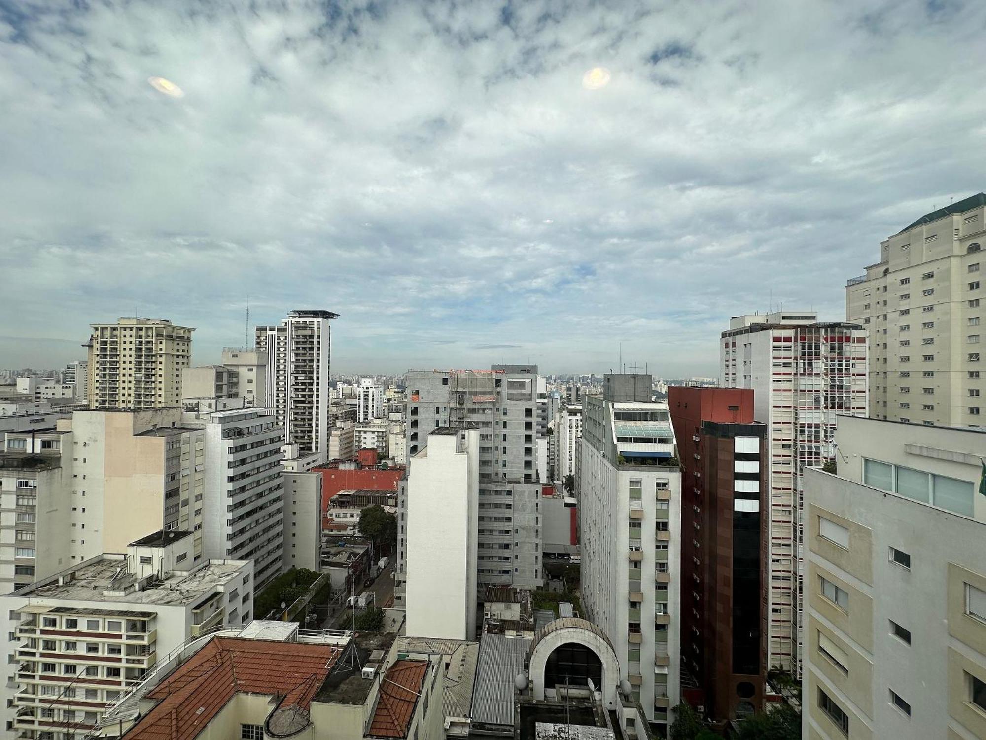 Ap Jardins Pamplona Cd 1704 * São Paulo